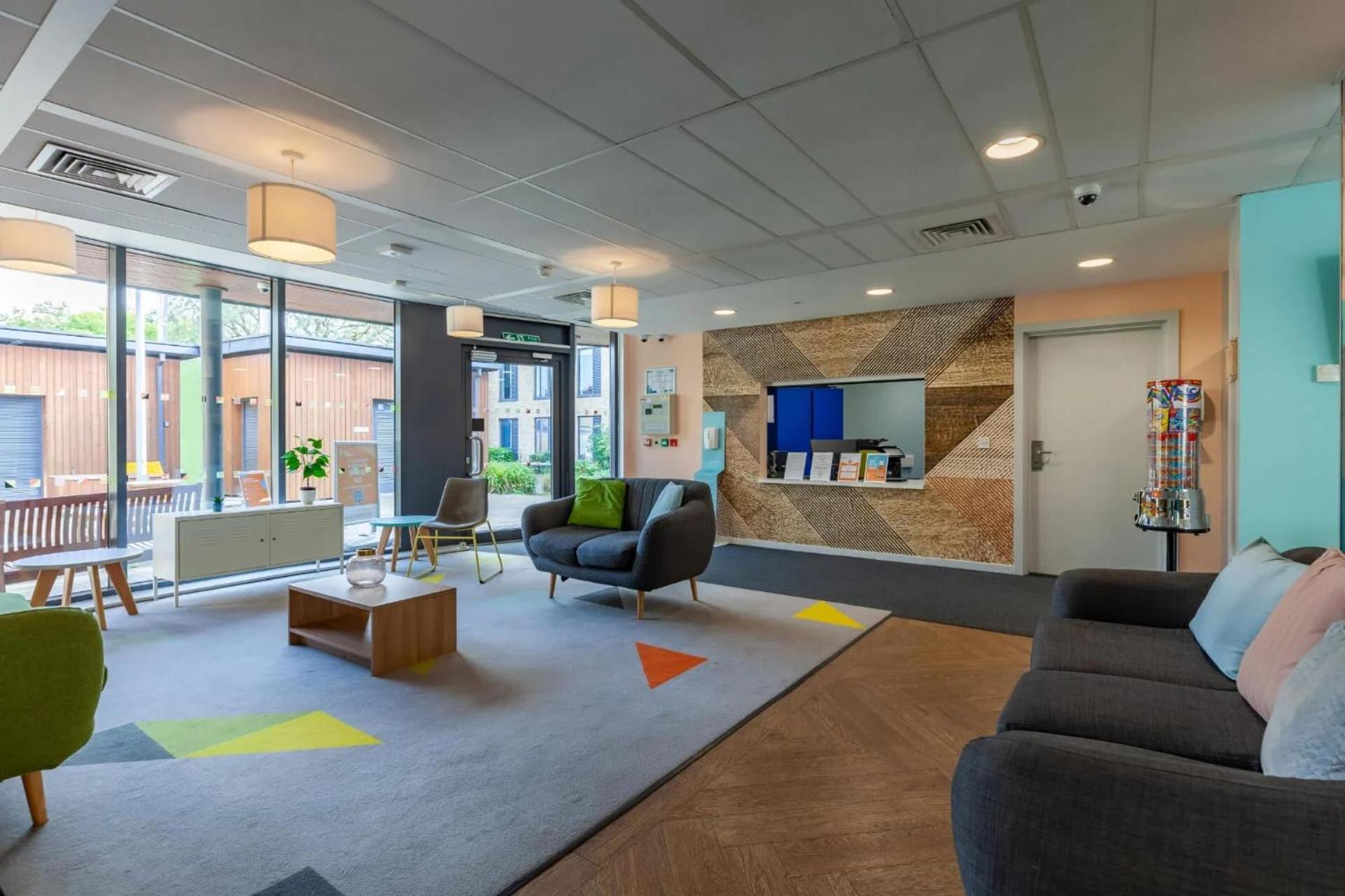 Students Only - Kendrick Hall In Reading Ридинг Экстерьер фото